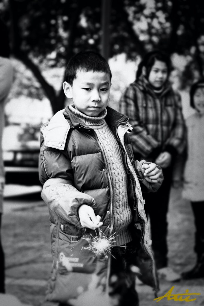 8930_1_090125_Street Scenes of China Street Photography by Aric Berger Photographic Panda